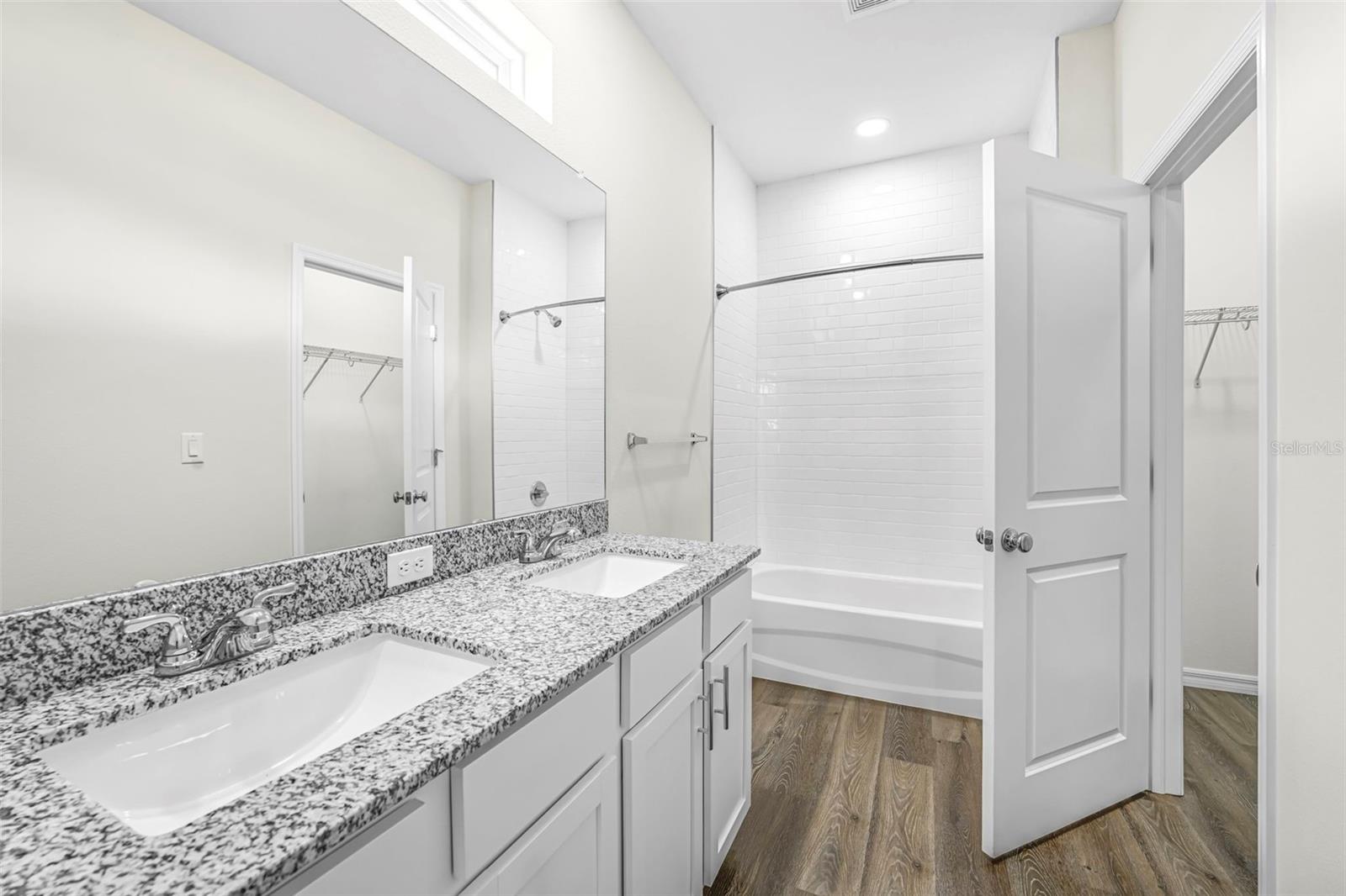 GLEN LAKES PH 1 - Residential