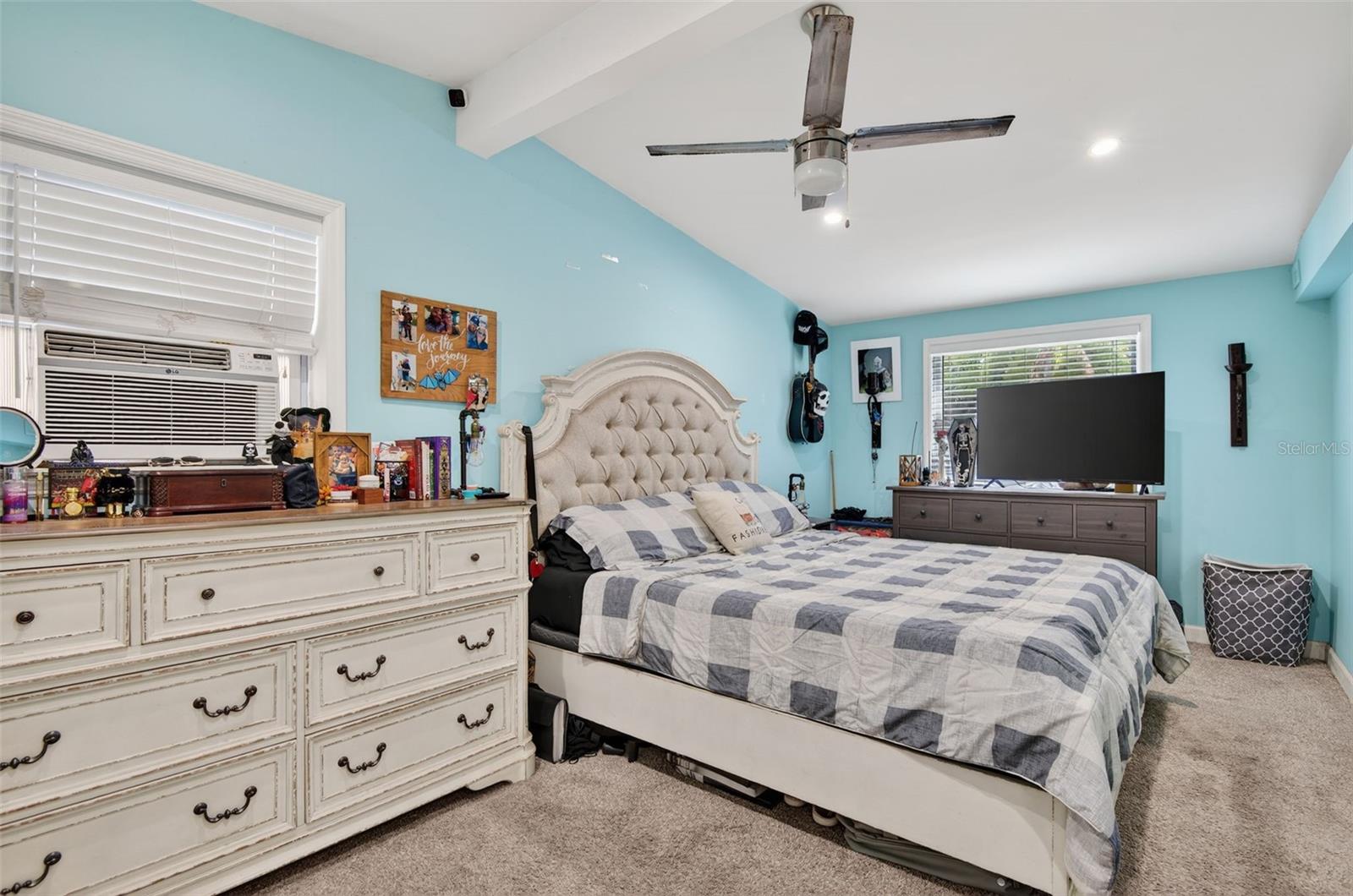 EAST BAY ESTATES - Residential