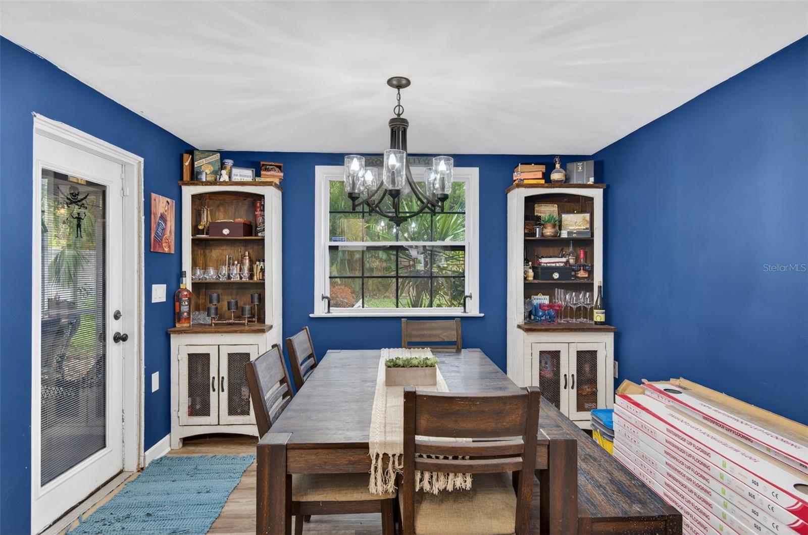 EAST BAY ESTATES - Residential