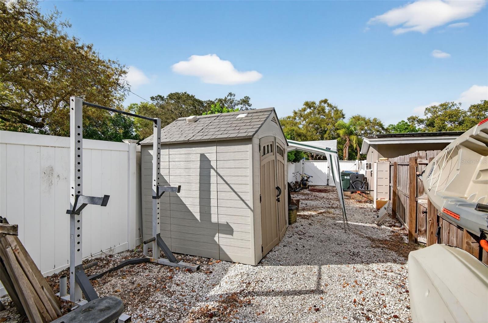 EAST BAY ESTATES - Residential