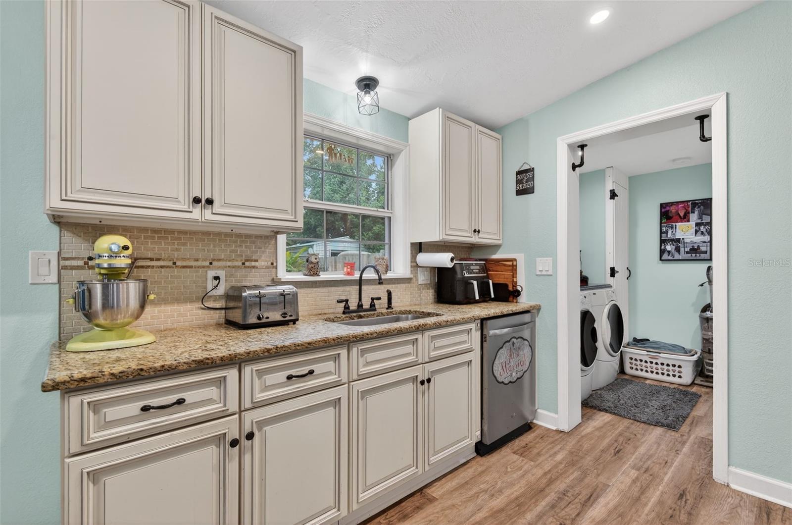 EAST BAY ESTATES - Residential