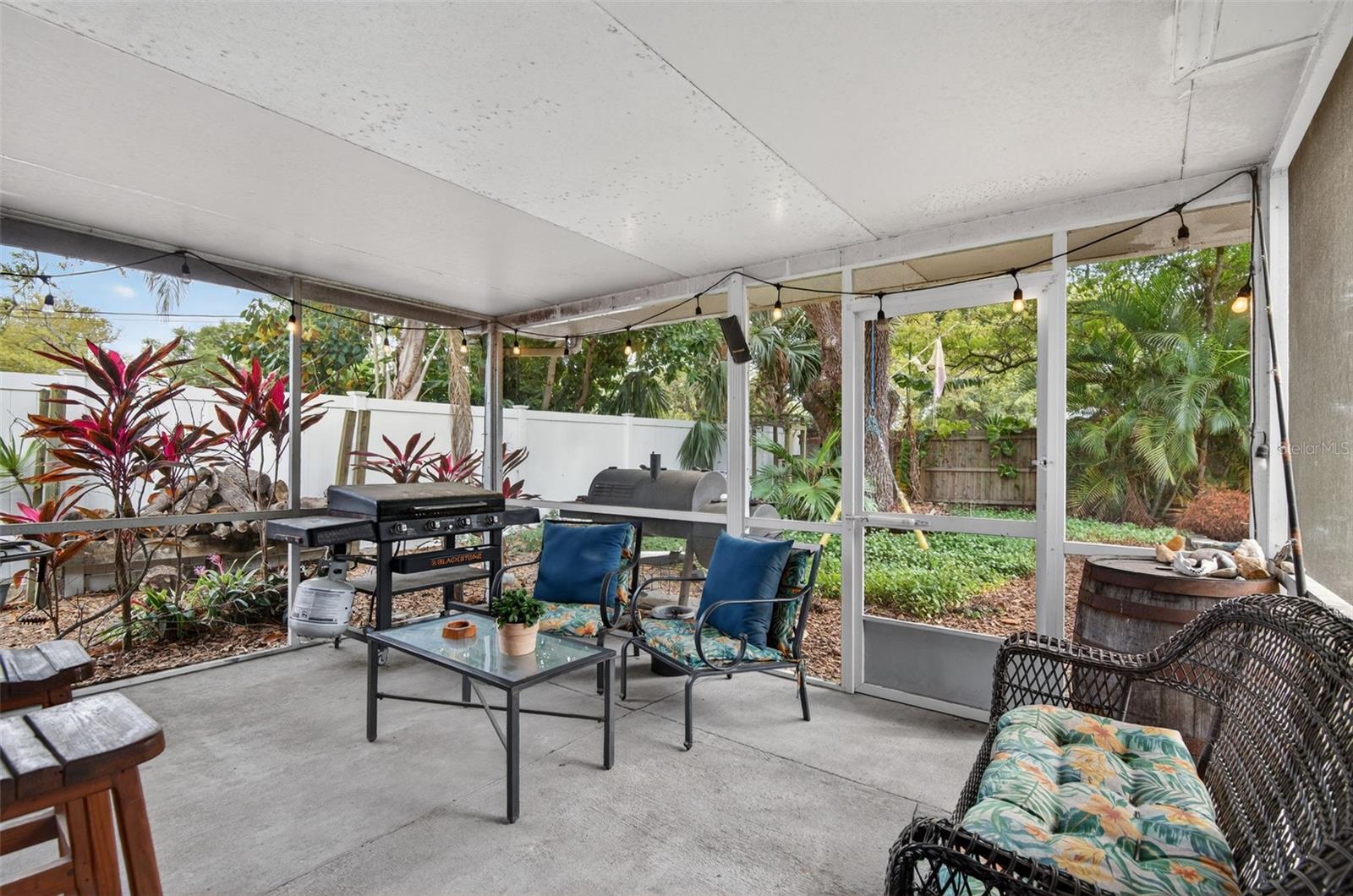 EAST BAY ESTATES - Residential