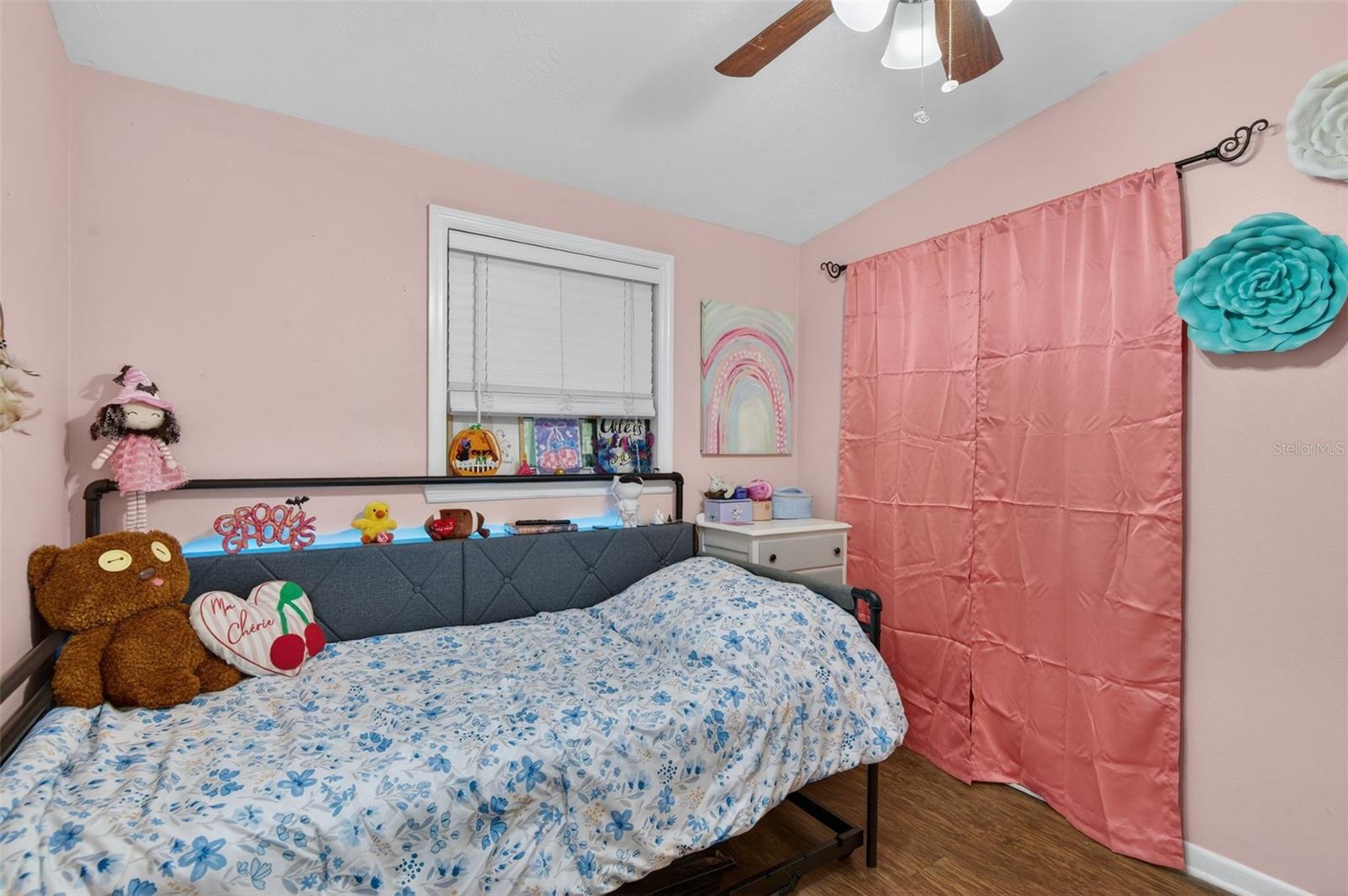 EAST BAY ESTATES - Residential