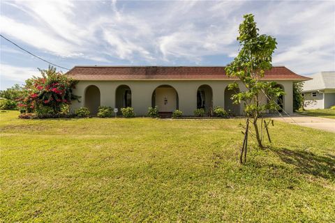 A home in PORT CHARLOTTE