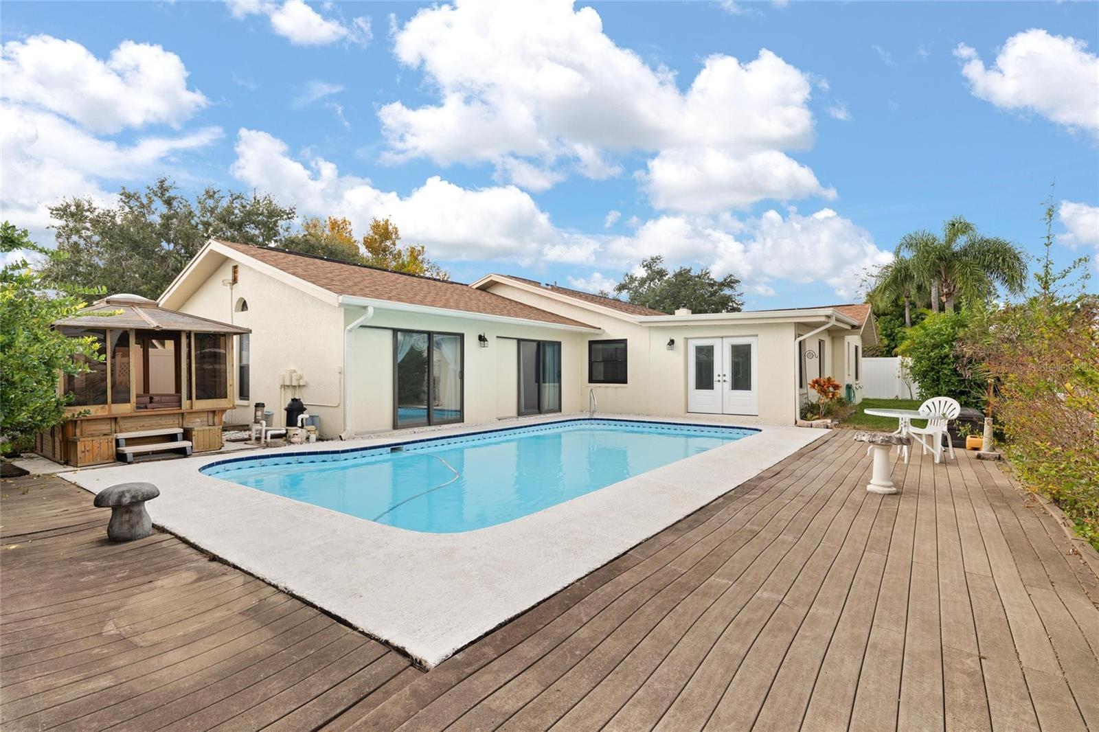 COUNTRY VILLAS-UNIT TWO - Residential