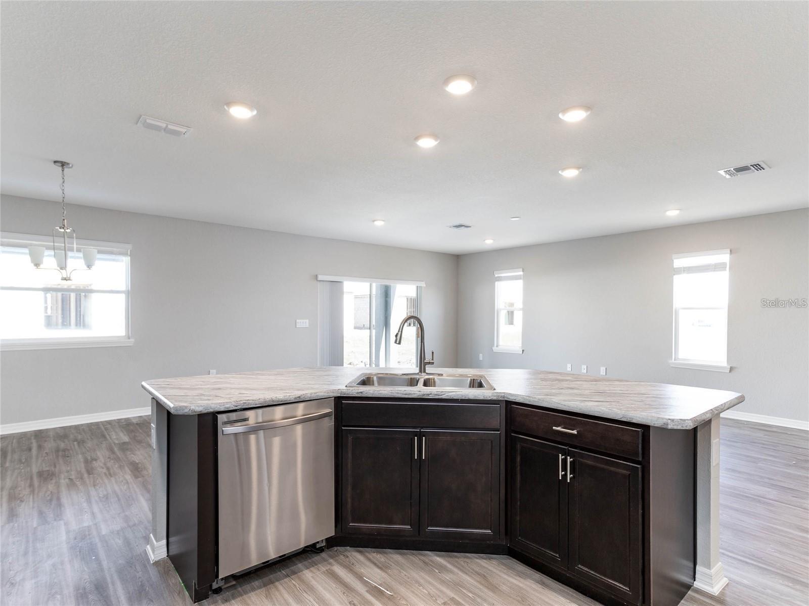 2234 OLDHAM COURT