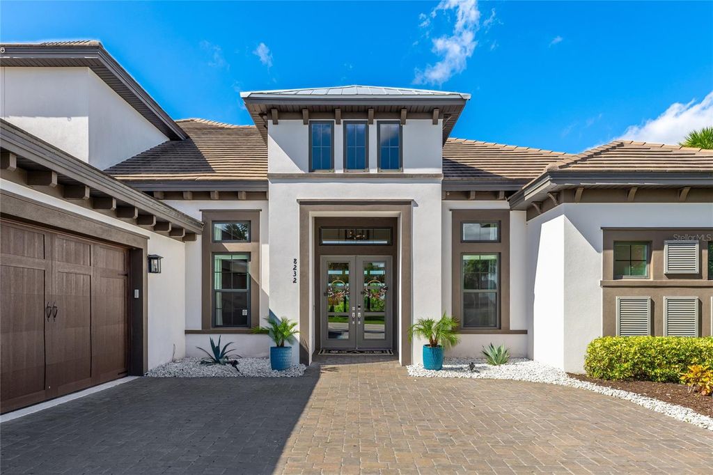 Photo of 8232 Summer Night Road, Sarasota, FL 34241 (MLS # A4670176)