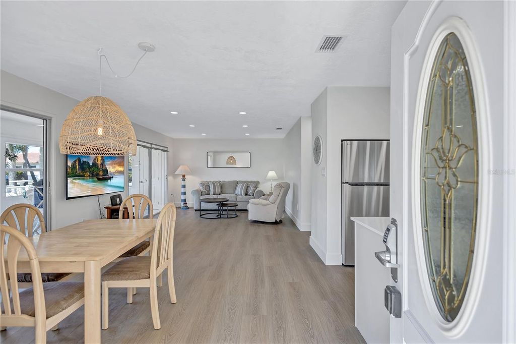 Photo of 185 Vista Hermosa Cir, Sarasota, FL 34242 (MLS # A4667525)