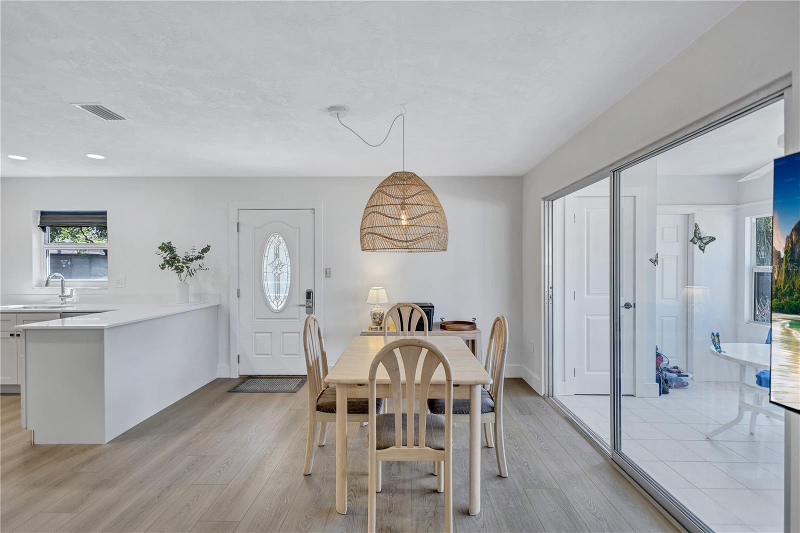 VISTA HERMOSA - Residential