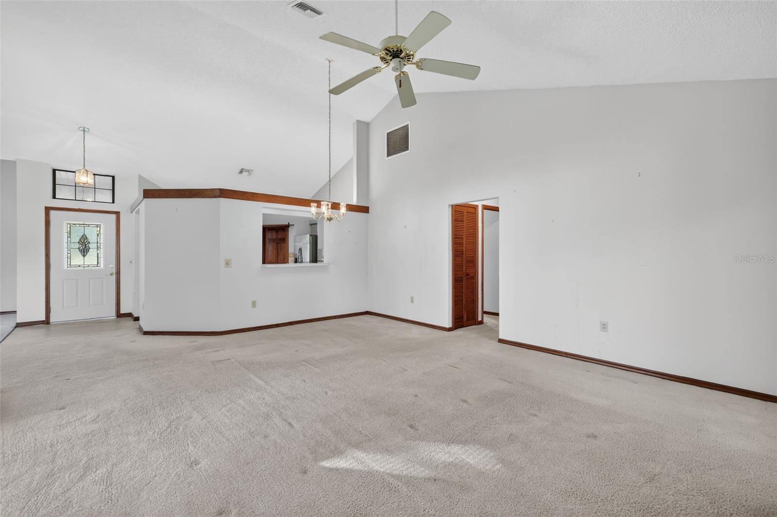 PARK PLACE ON LAKE JOANNA - Residential