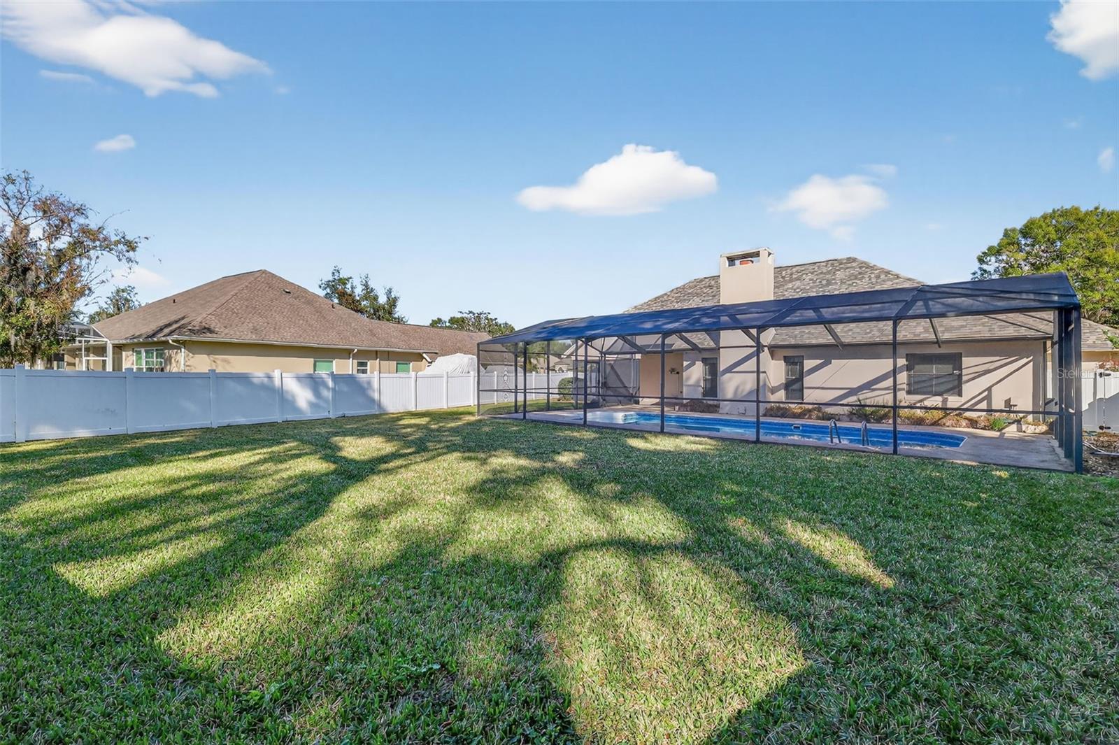 PARK PLACE ON LAKE JOANNA - Residential