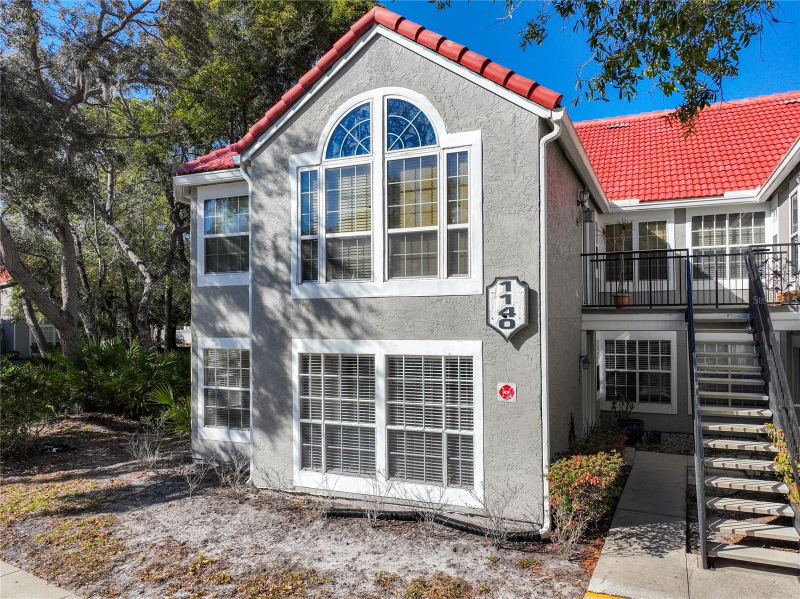 HUNTERS CHASE CONDO PH 1 - Residential