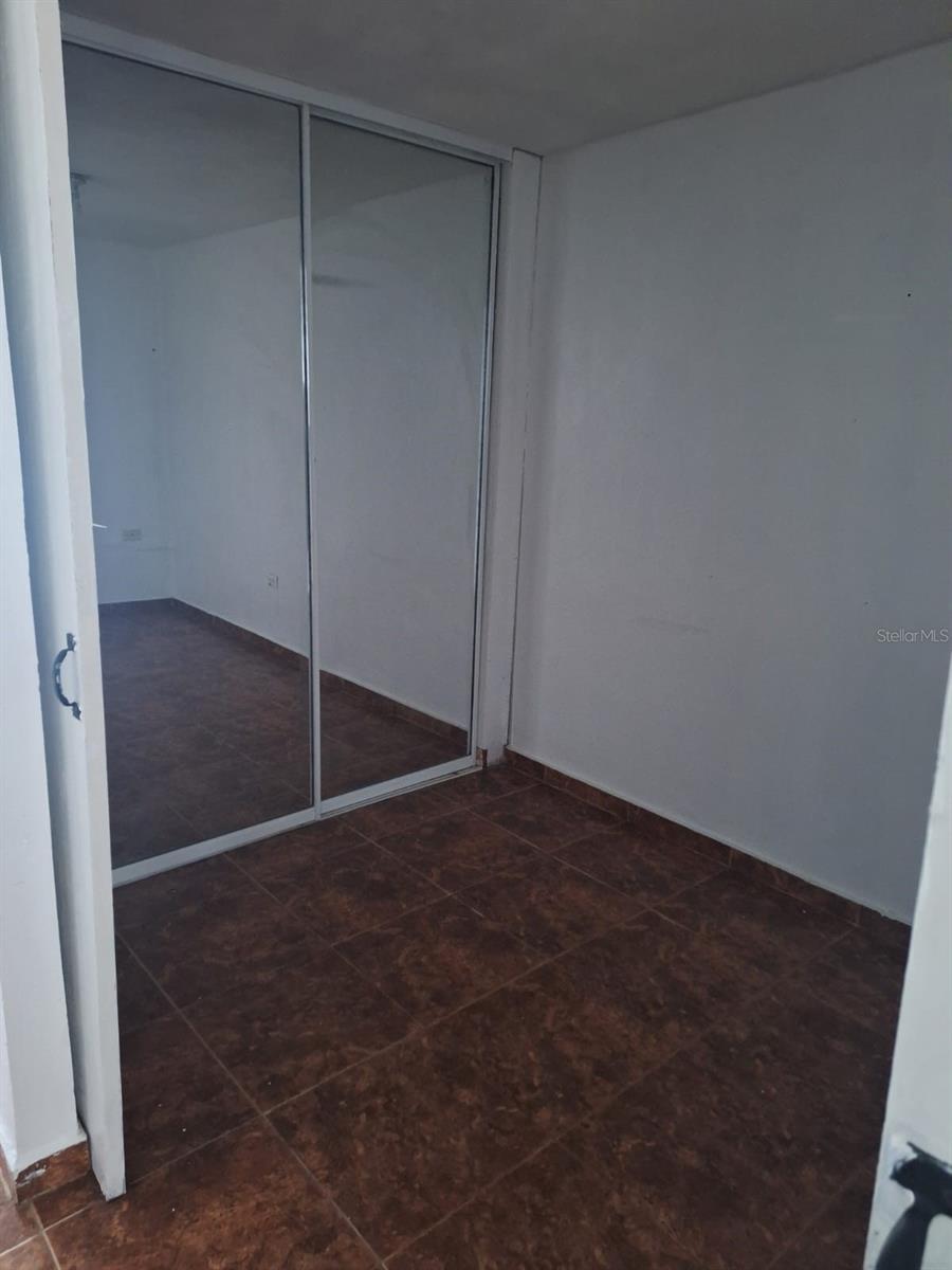 URB VILLA GUADALUPE - Residential