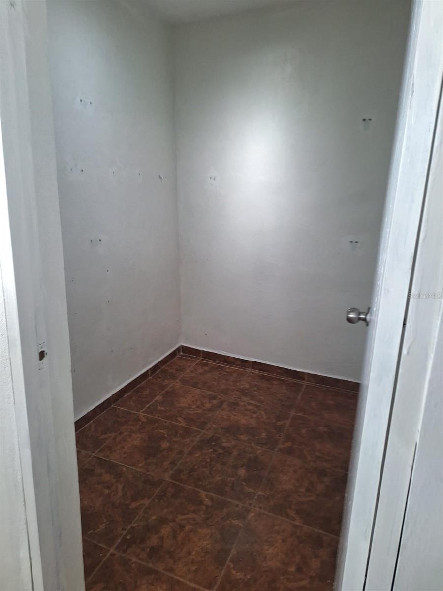 URB VILLA GUADALUPE - Residential