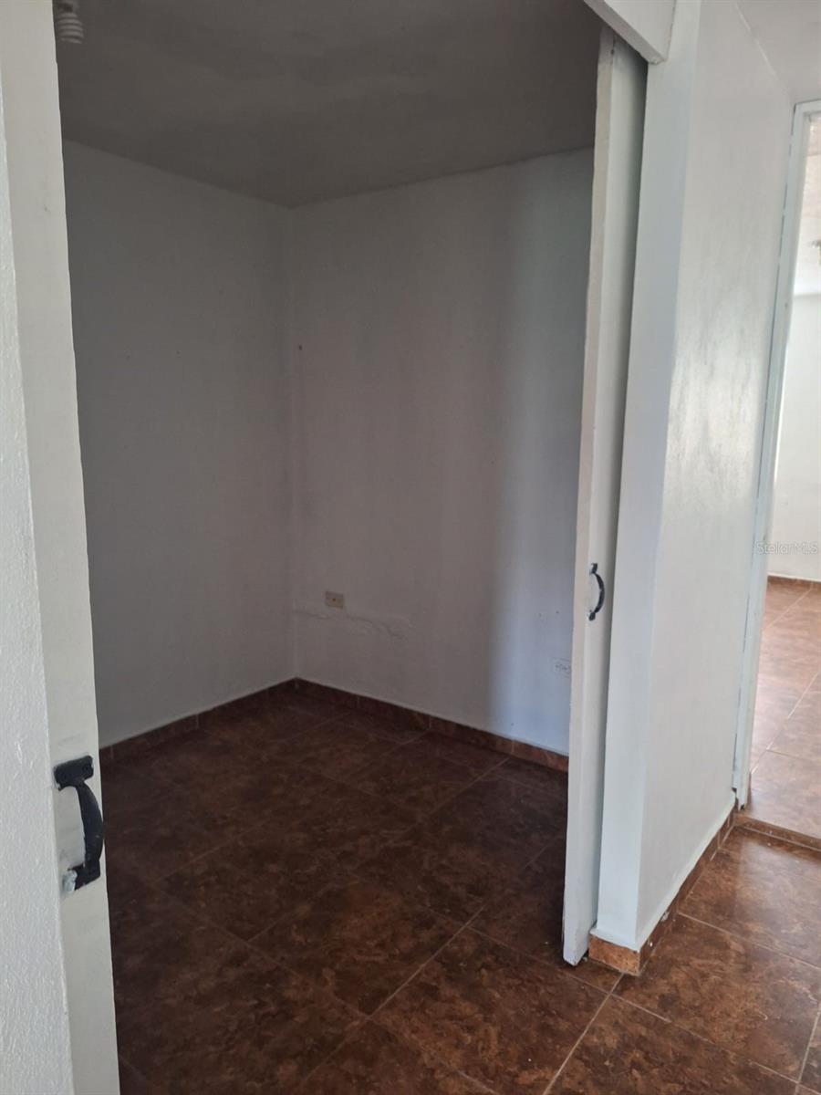 URB VILLA GUADALUPE - Residential