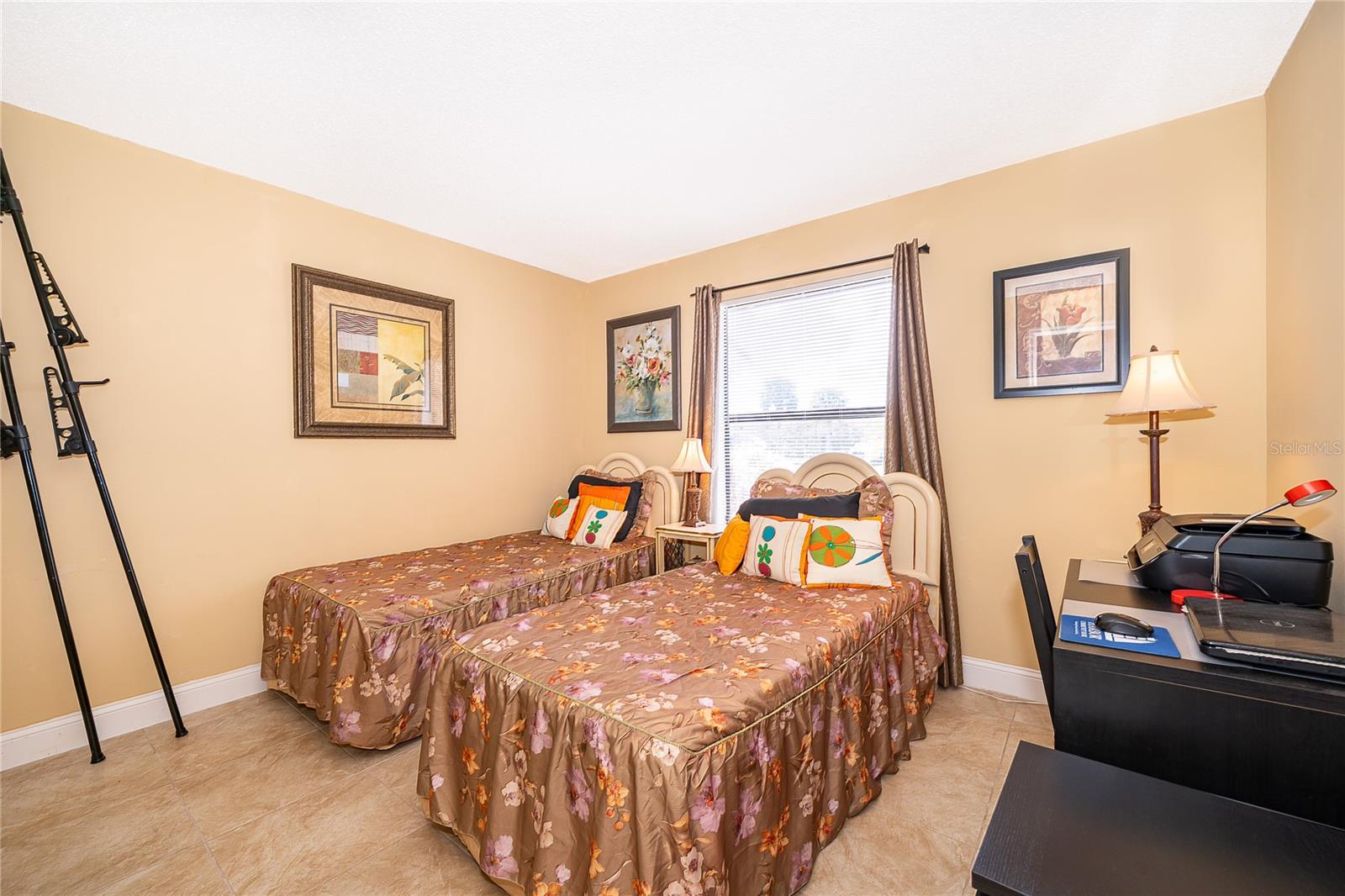 CARIBBEAN VILLAS CONDO PH A-F - Residential