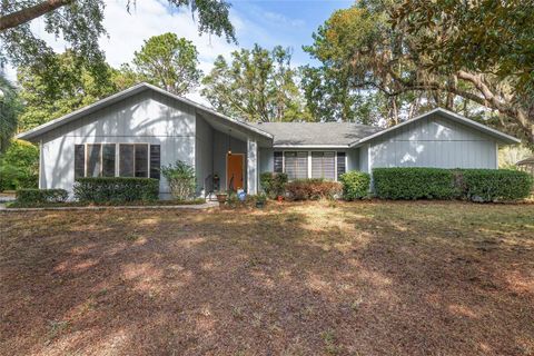 Photo of 6242 NW 105th Avenue, Alachua, FL 32615 (MLS # GC536263)