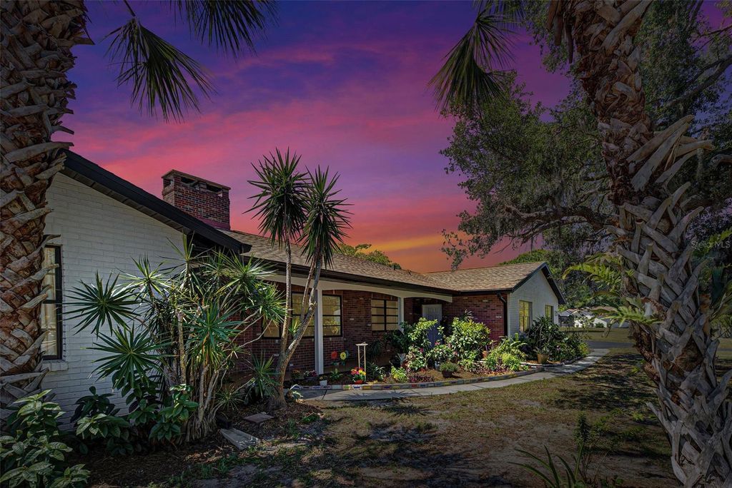 Photo of 1061 Owl Drive, Englewood, FL 34223 (MLS # N6141966)