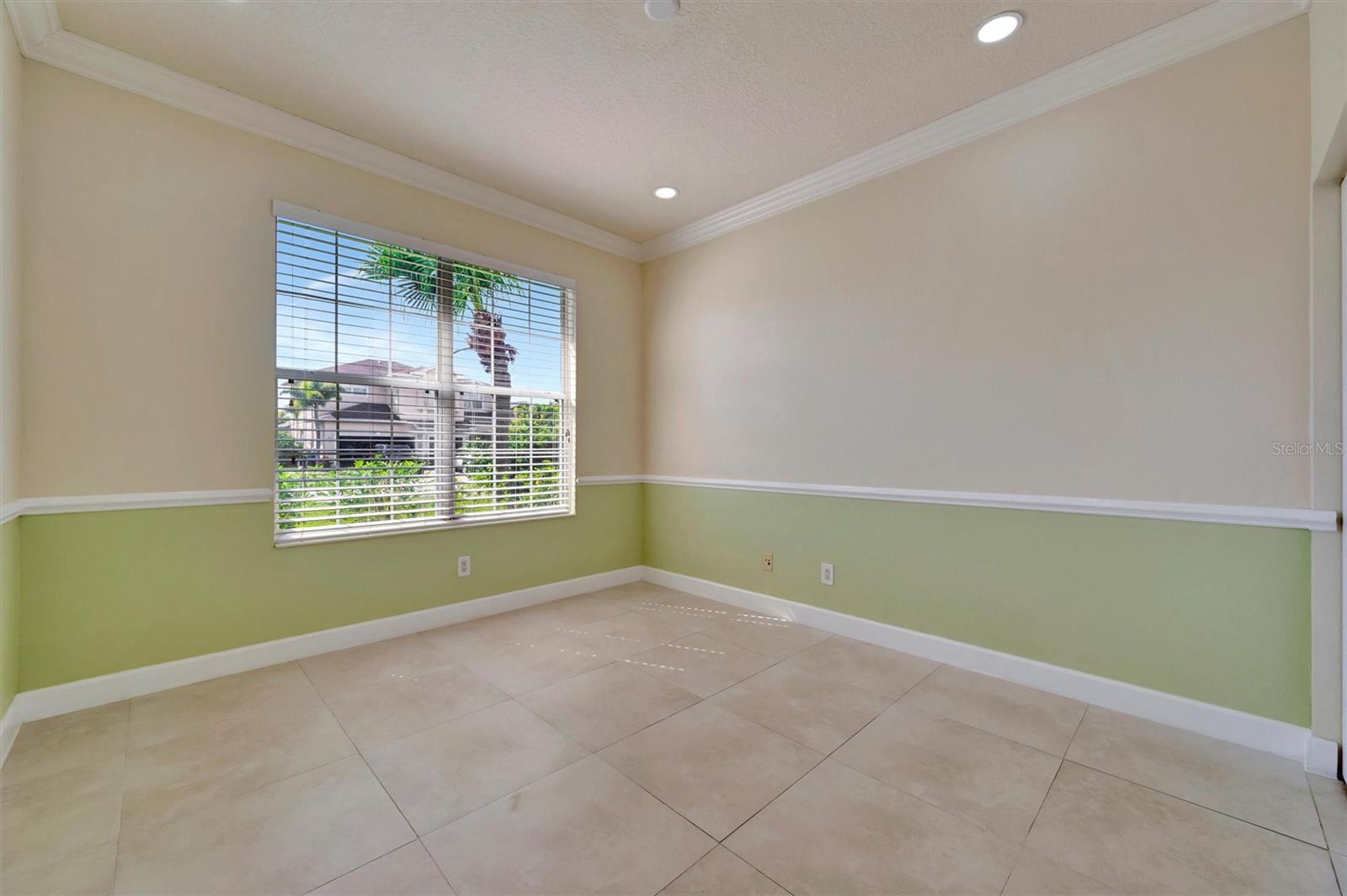 CASCADES AT SARASOTA PH II - Residential Lease