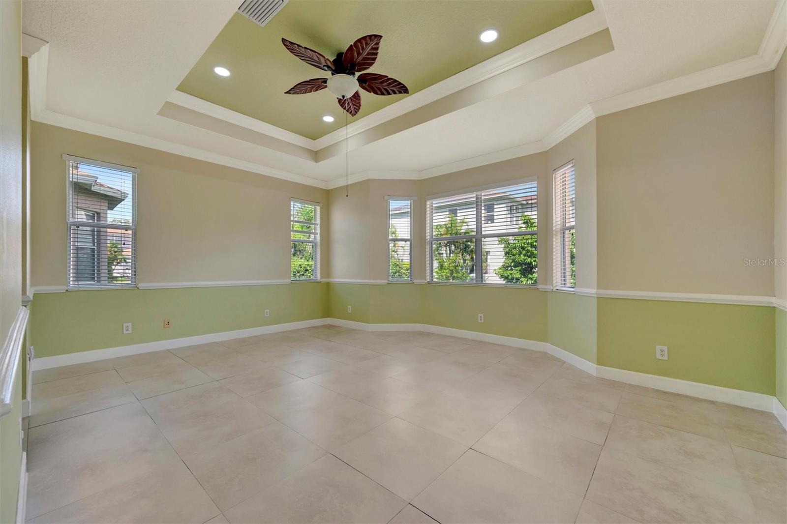 CASCADES AT SARASOTA PH II - Residential Lease