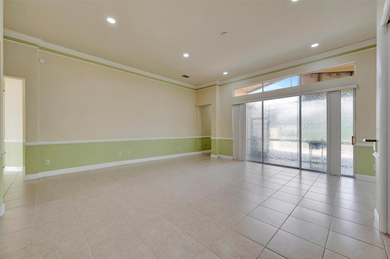 CASCADES AT SARASOTA PH II - Residential Lease