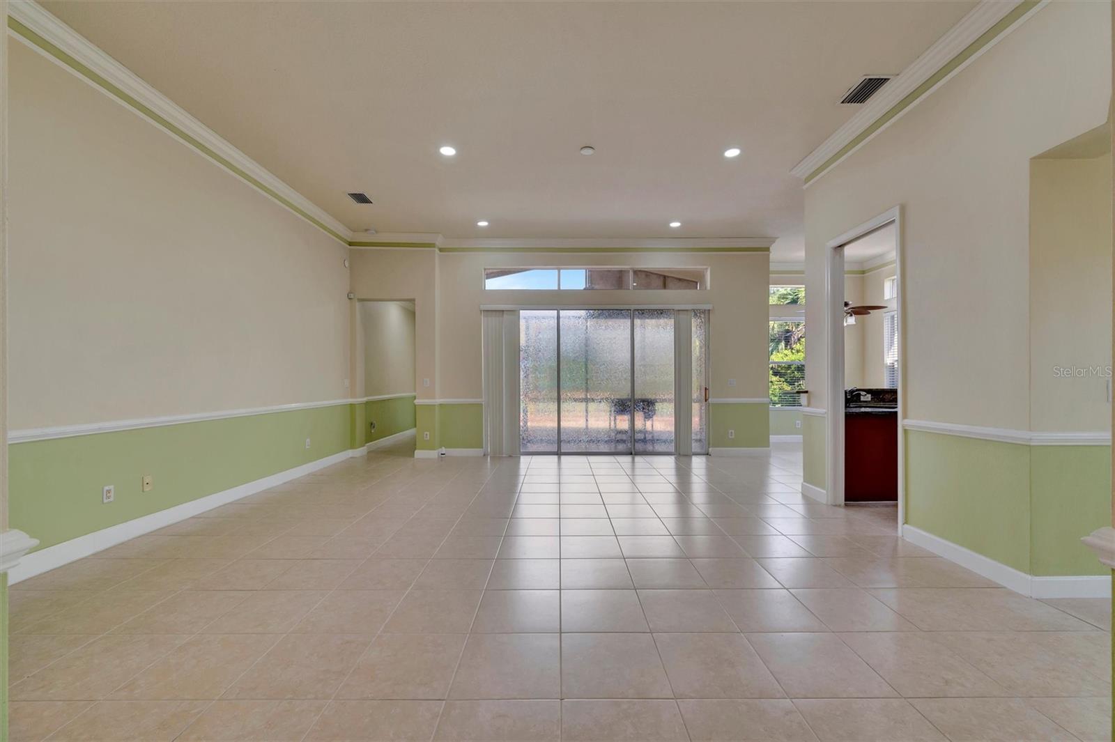 CASCADES AT SARASOTA PH II - Residential Lease