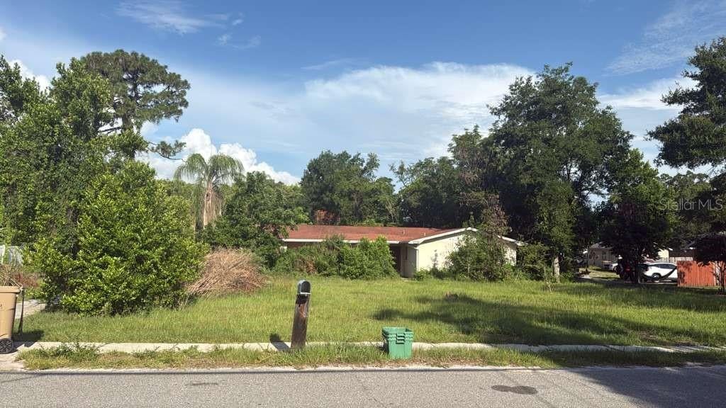 Photo of 12706 N 53rd Street, Tampa, FL 33617 (MLS # TB8522668)