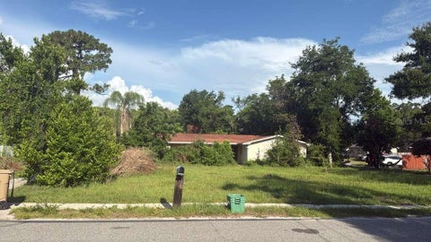 Photo of 12706 N 53rd Street, Tampa, FL 33617 (MLS # TB8522668)