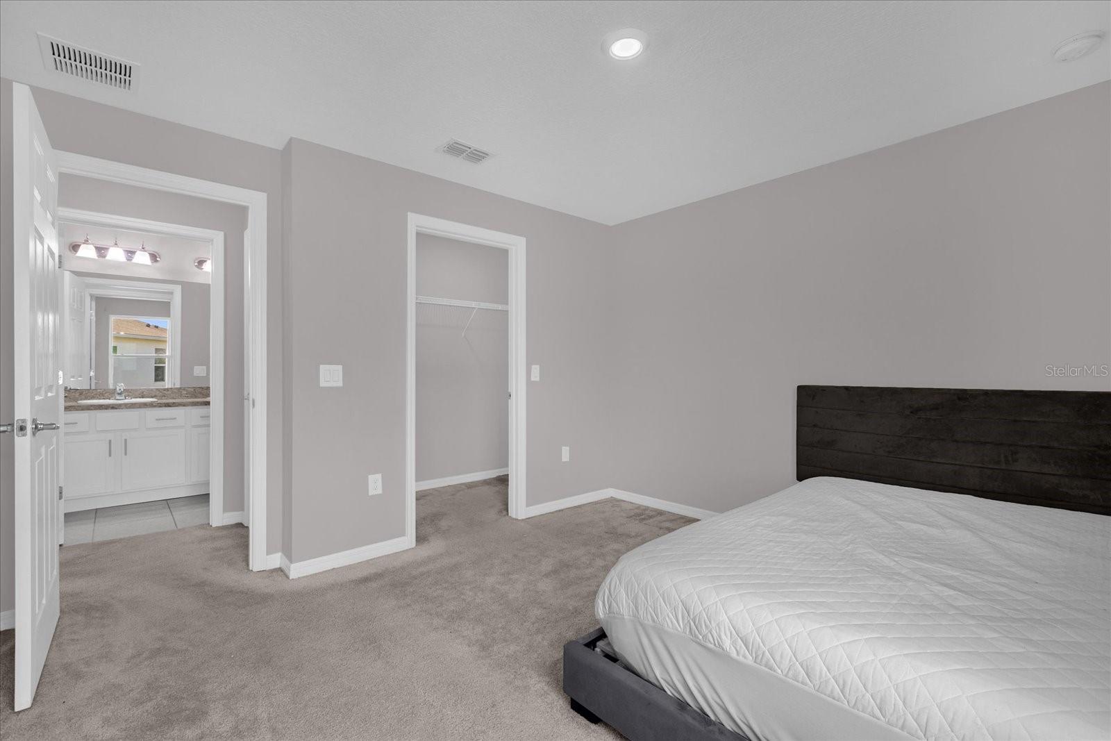 BELLA PARC - Residential