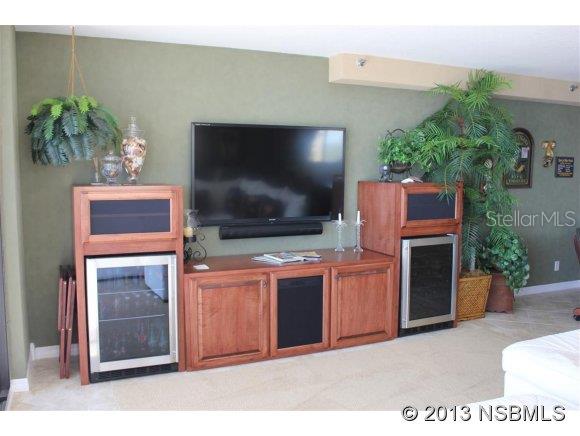 Moontide Condo - Residential