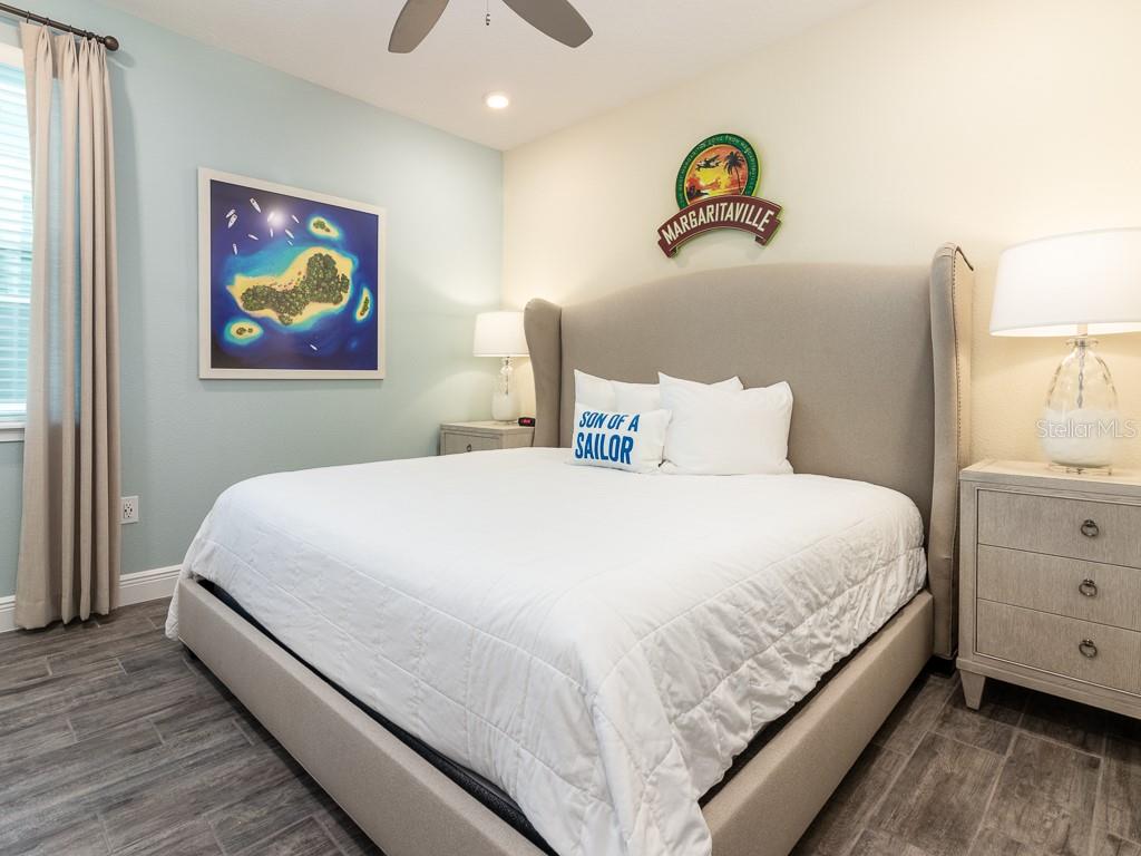 ROLLING OAKS PH 5 - Residential Lease