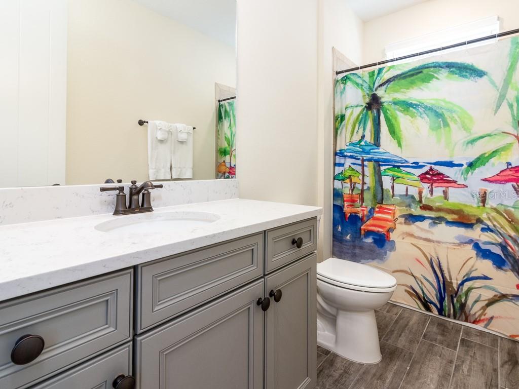 ROLLING OAKS PH 5 - Residential Lease