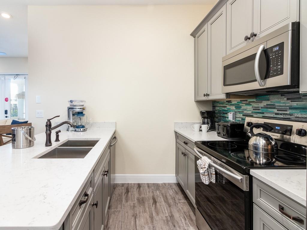 ROLLING OAKS PH 5 - Residential Lease