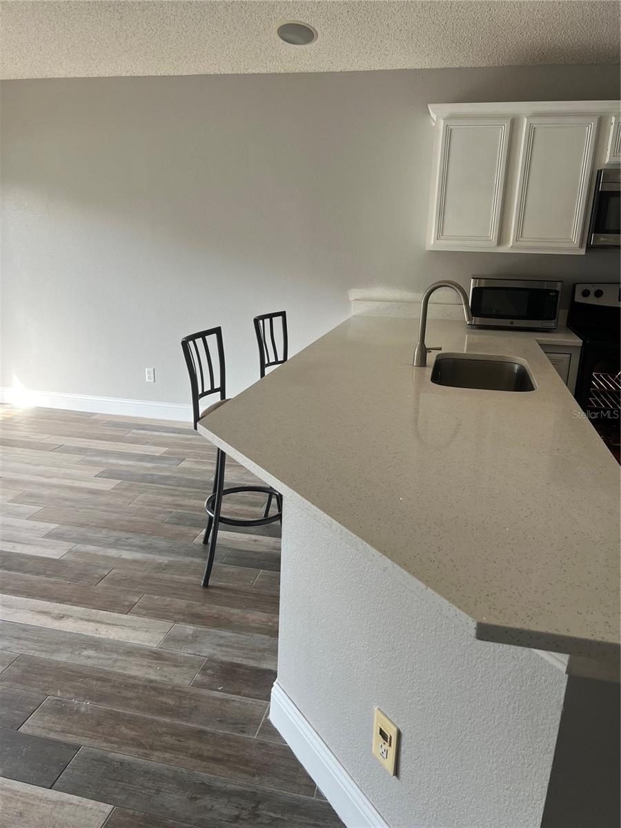 CURRY FORD ROAD EAST PH 01 - Residential Lease