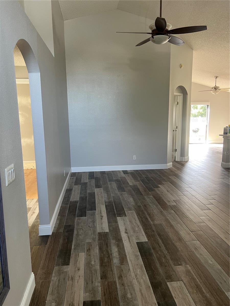 CURRY FORD ROAD EAST PH 01 - Residential Lease