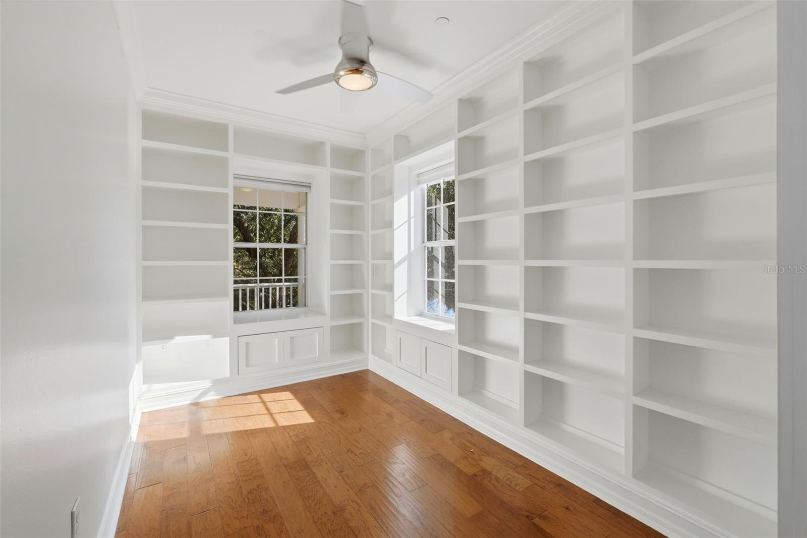 CELEBRATION LAKE EVALYN - Residential Lease