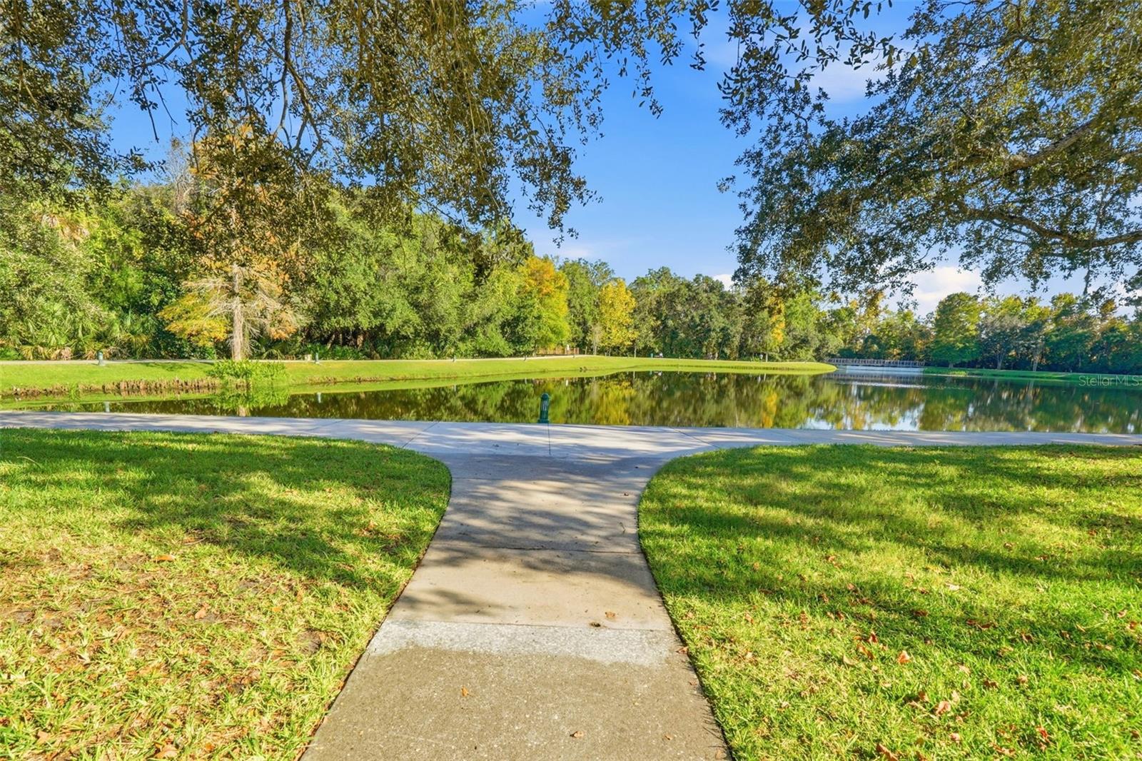 CELEBRATION LAKE EVALYN - Residential Lease
