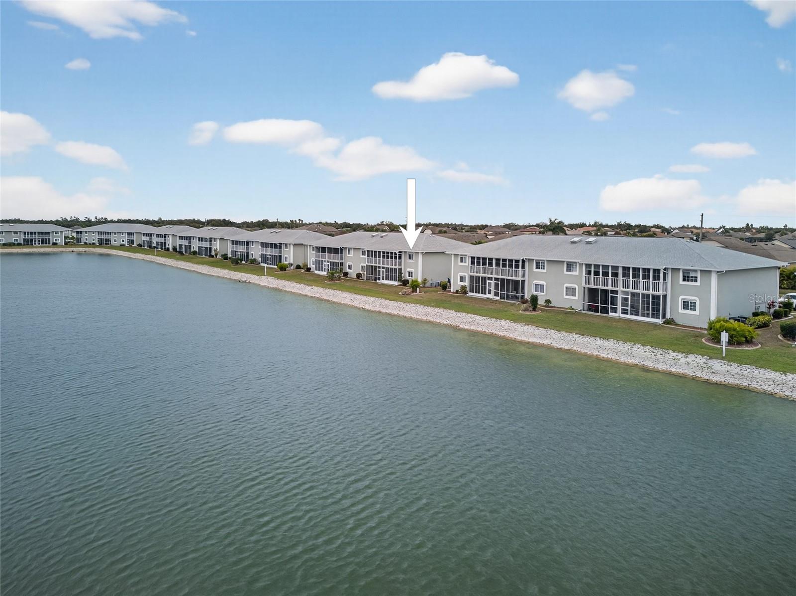 LAKES EDGE PH 03 - Residential