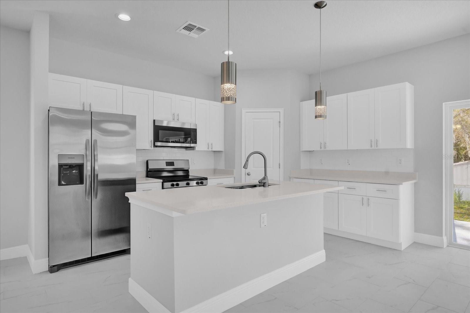 1251 ASH TREE COVE