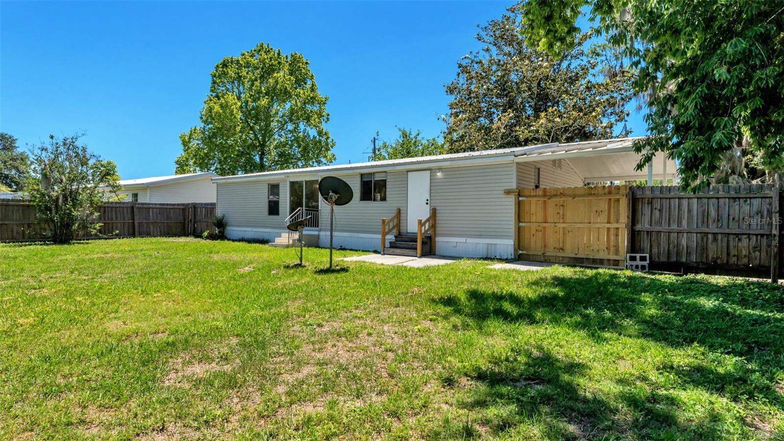ROLLINGLEN PH 01 - Residential