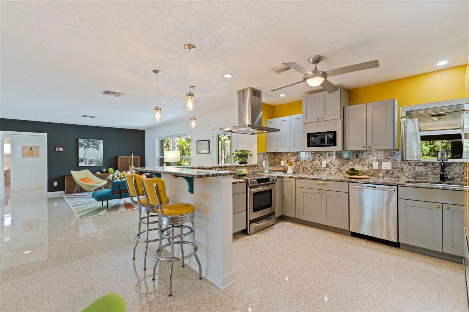 LAKEWOOD ESTATES SEC E - Residential