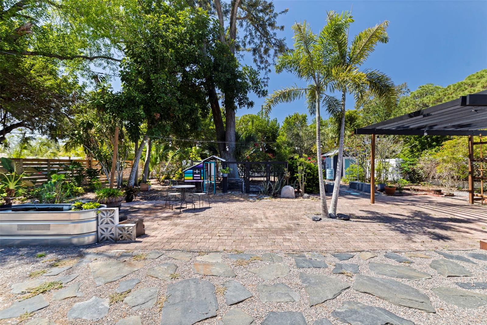 LAKEWOOD ESTATES SEC E - Residential