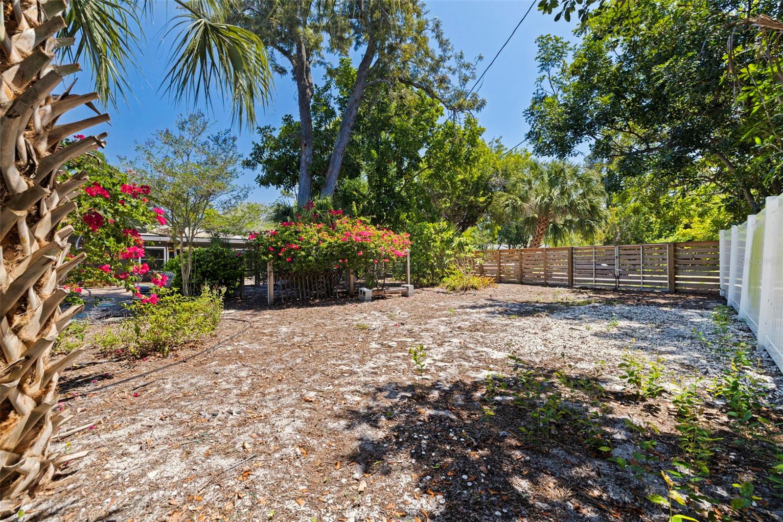 LAKEWOOD ESTATES SEC E - Residential