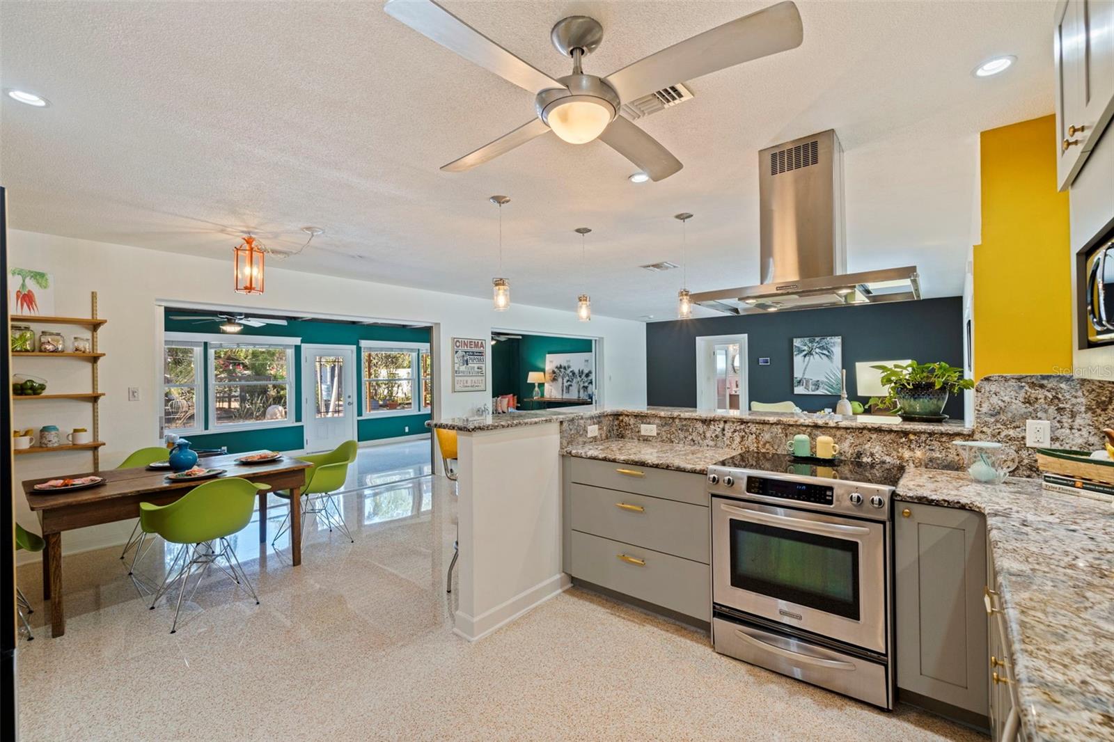 LAKEWOOD ESTATES SEC E - Residential