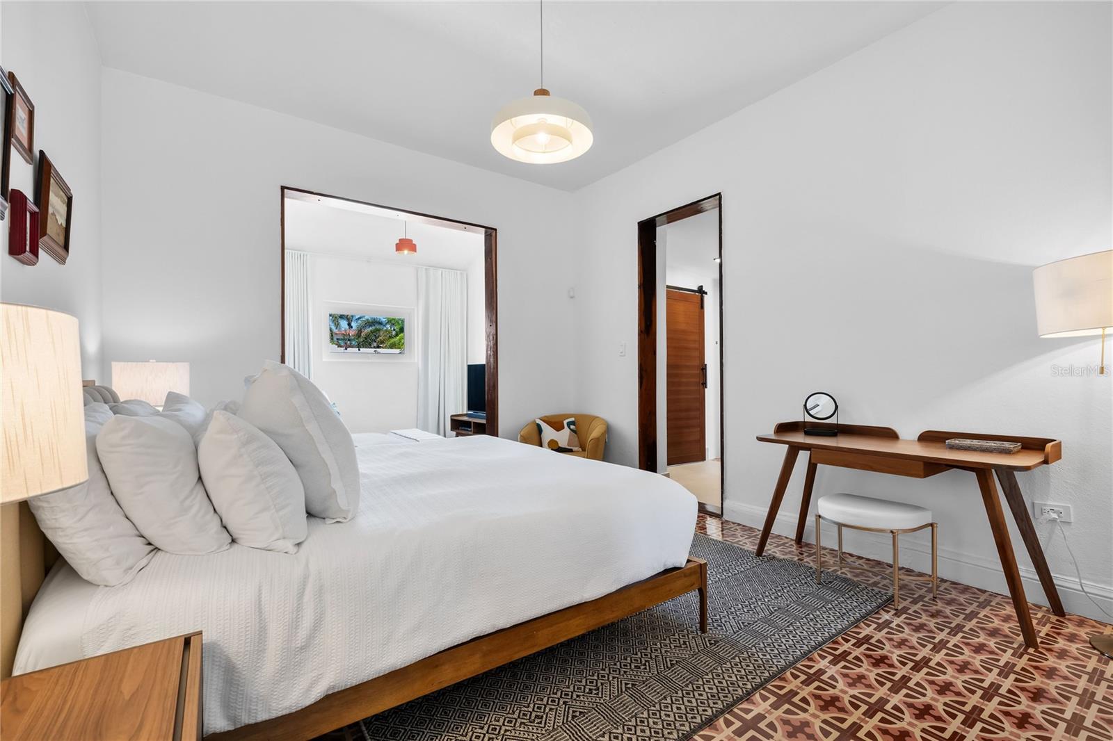 PARK BOULEVARD - Residential