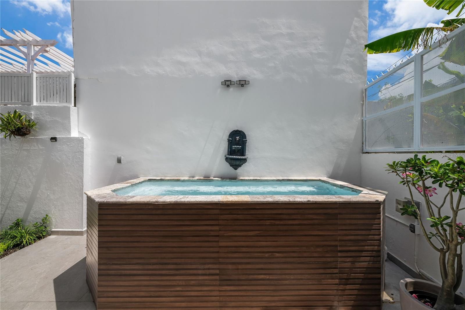 PARK BOULEVARD - Residential