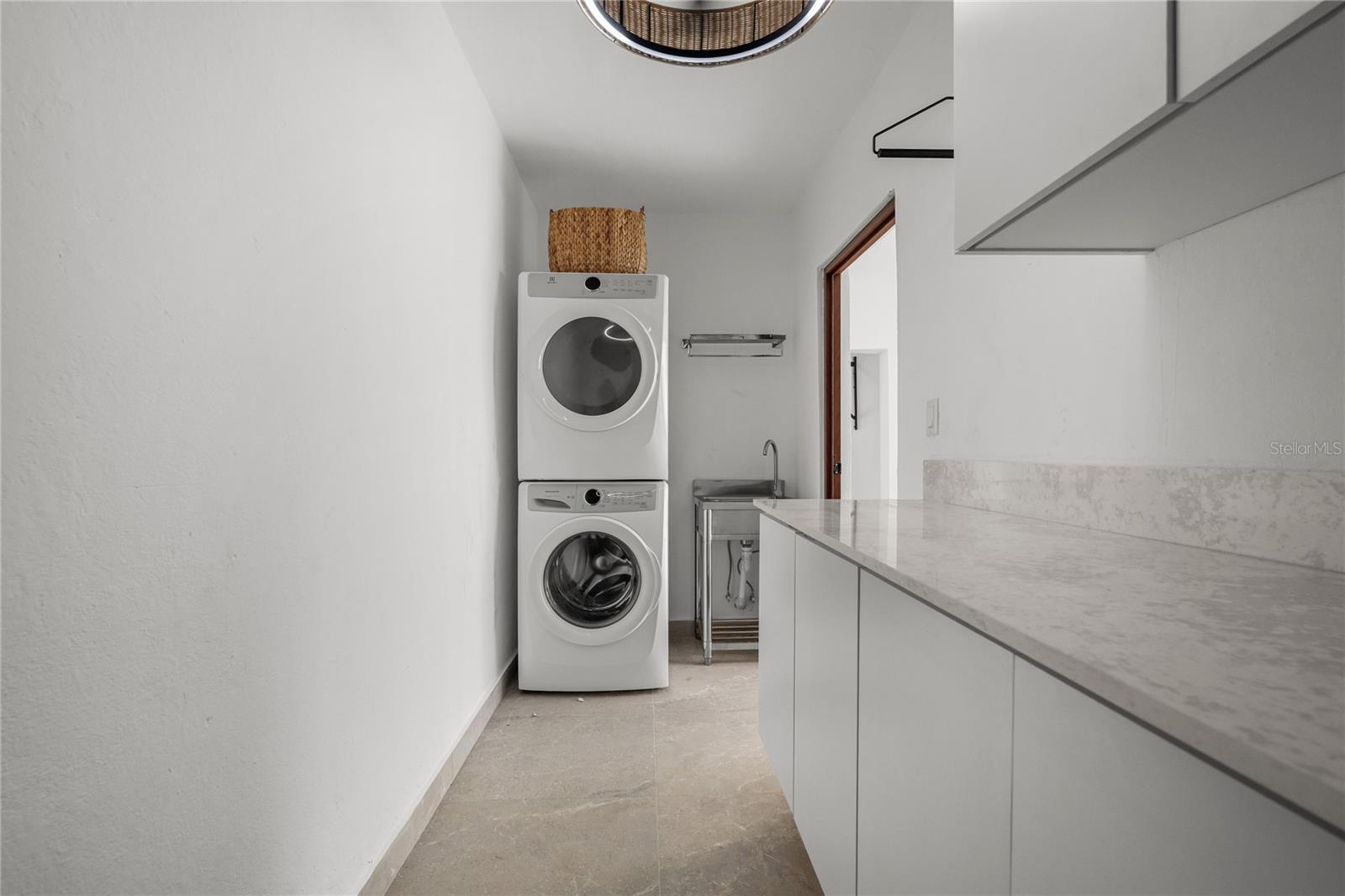 PARK BOULEVARD - Residential