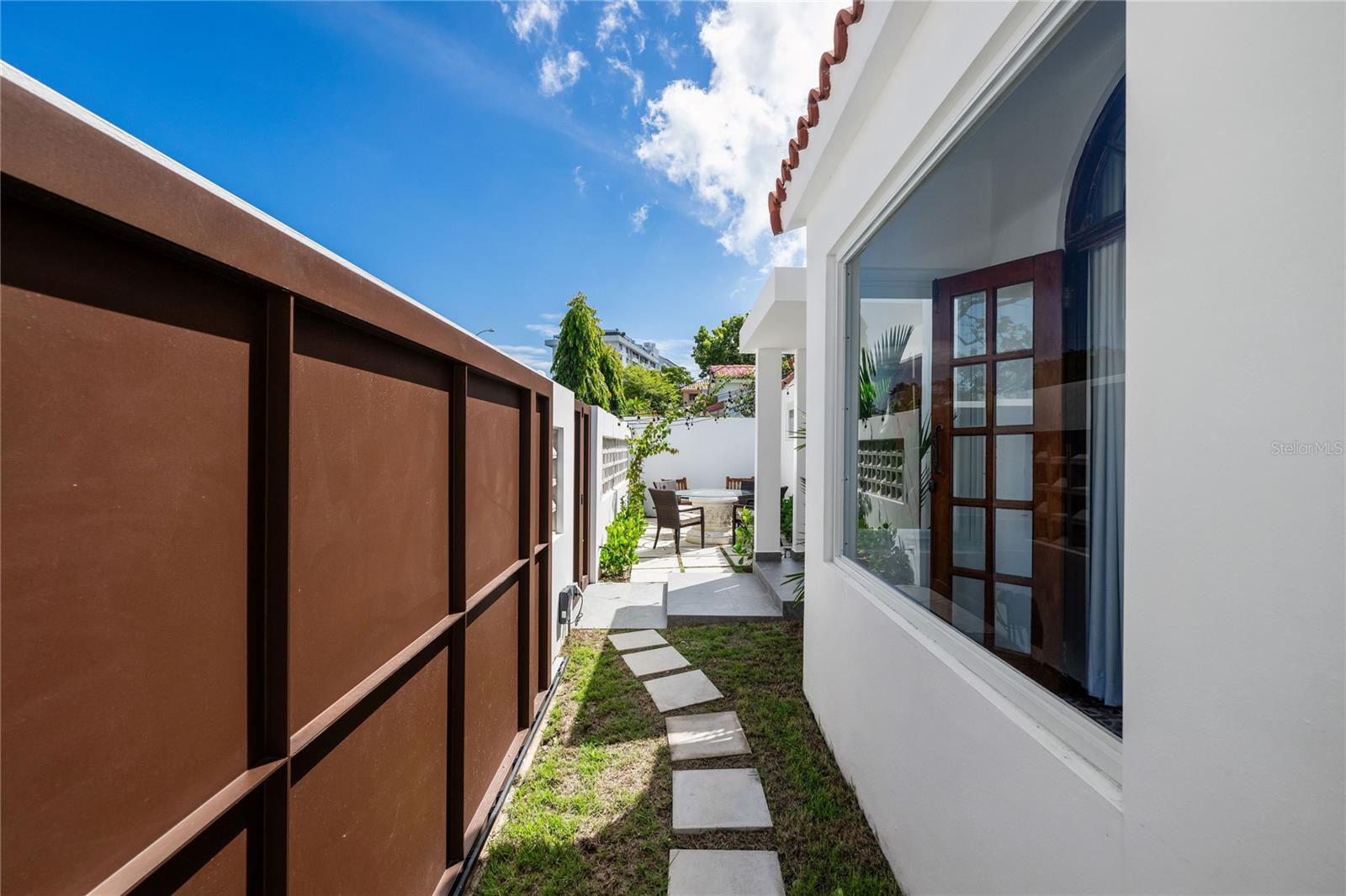 PARK BOULEVARD - Residential