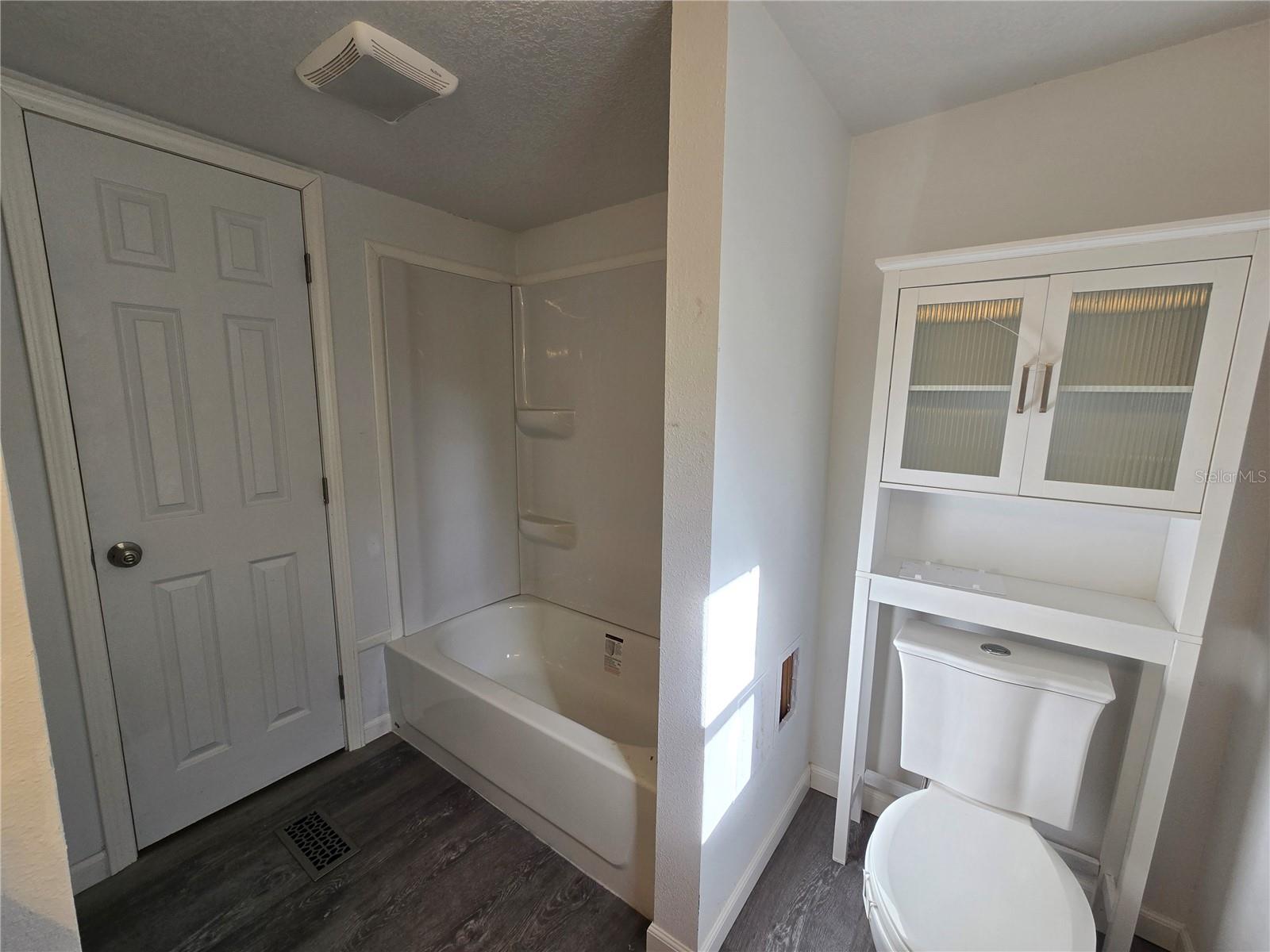 CHAIN O LAKES - Residential