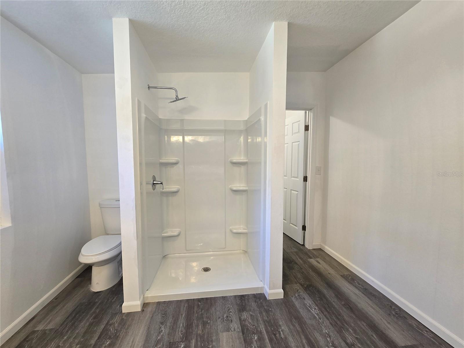 CHAIN O LAKES - Residential